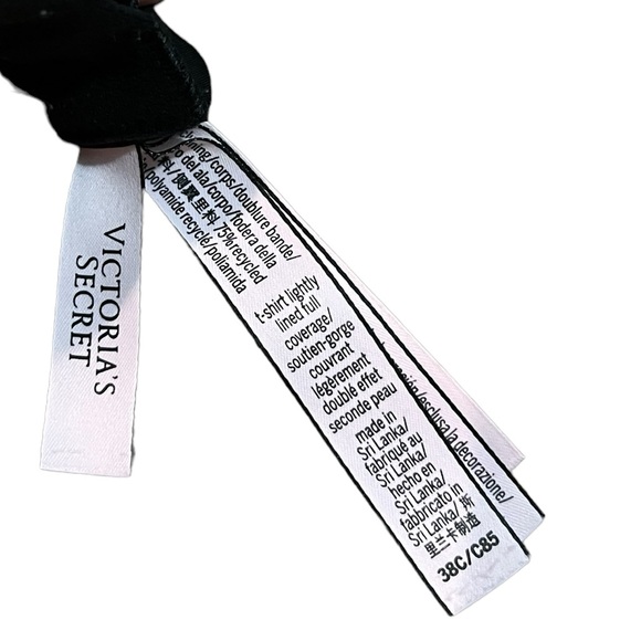 Victoria's Secret 38C lightly lined Tshirt bra wired - Picture 3 of 3